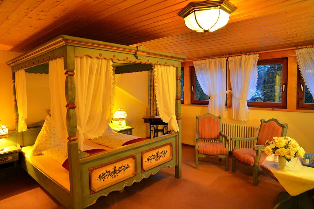 Hotel Adlerschanze Schönwalde Zimmer foto